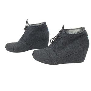 Toms Flannel Desert Wedge Booties Dark Gray Women Size 9 Lace Up Ankle Boot Shoe
